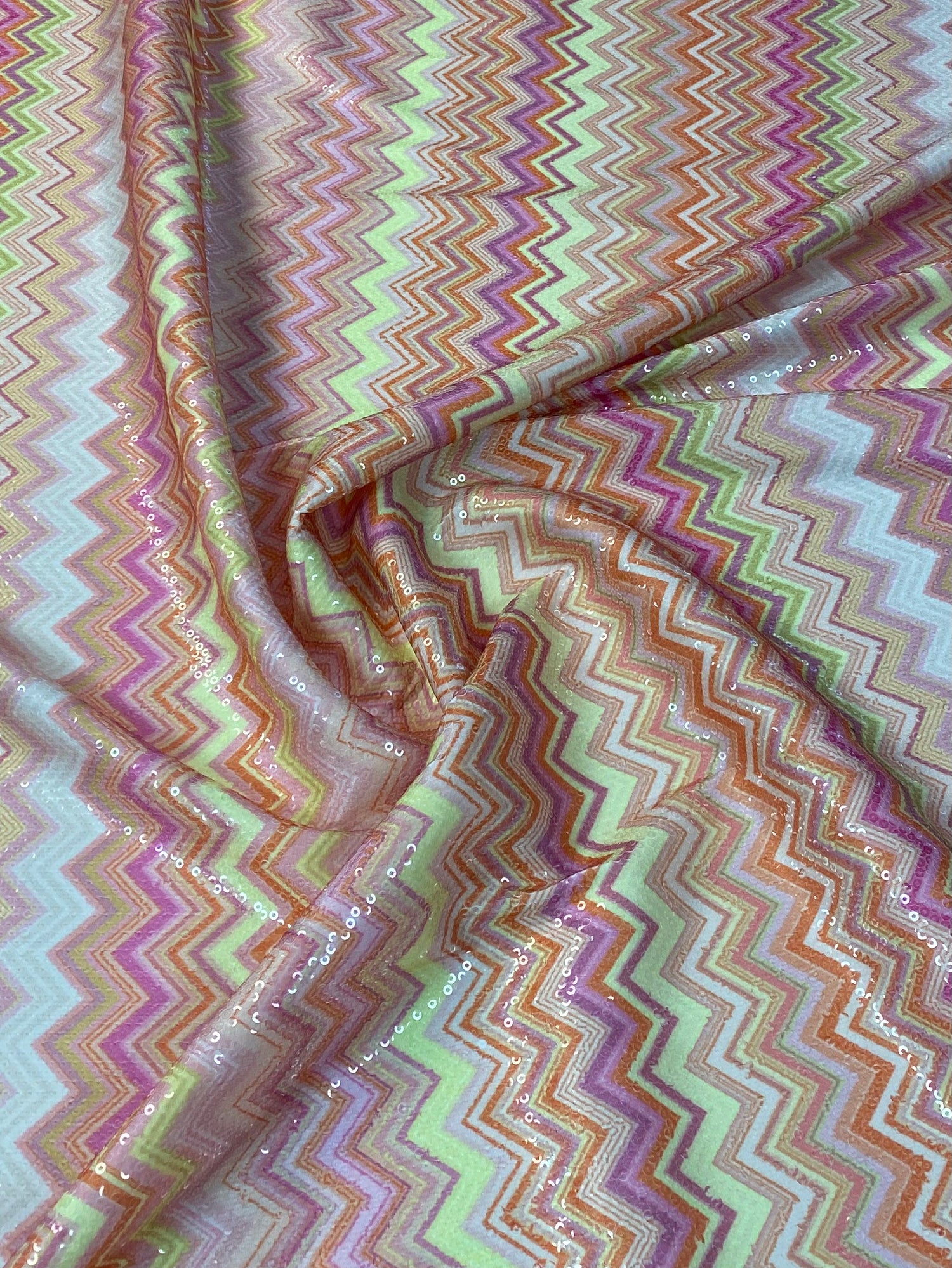 Pembe Altın Zigzag Simli Payetli Kumaş