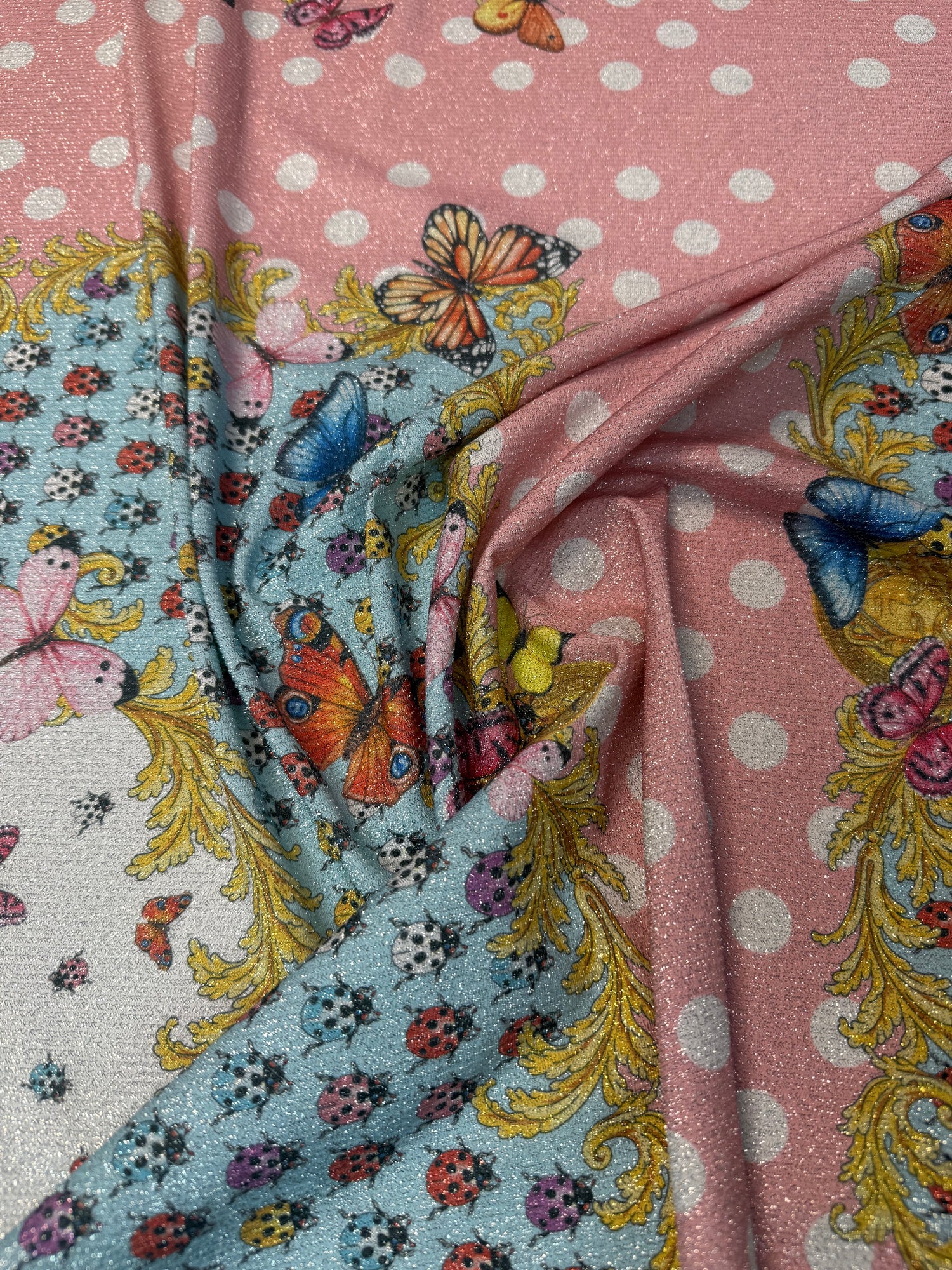 Pembe Vintage Çiçek Çerçeve Desen Simli Lurex Kumaş