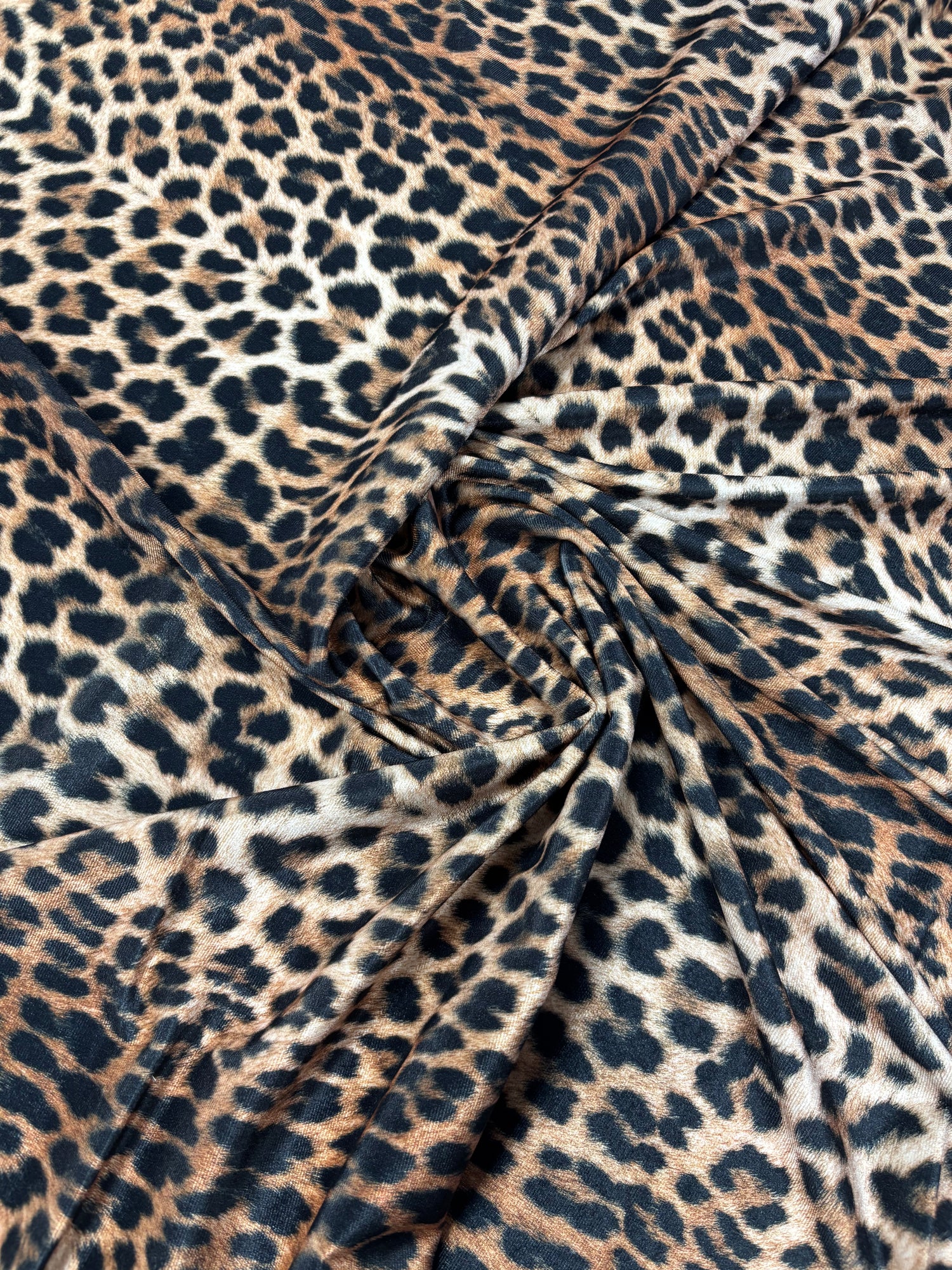 Leopar Desen Likralı Kadife Kumaş