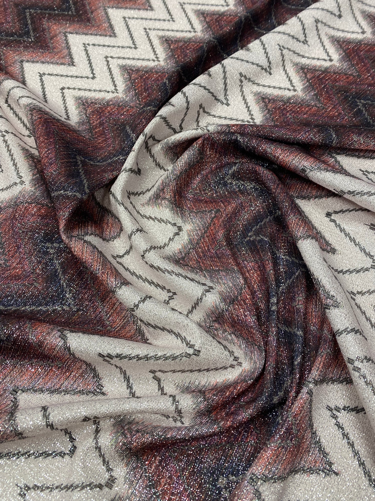 Bej Bordo Zigzag Desen Simli Lurex Kumaş